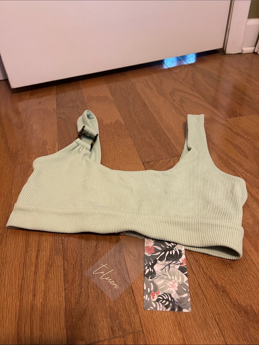 NWT Toluca Mint Ribbed Bikini Top